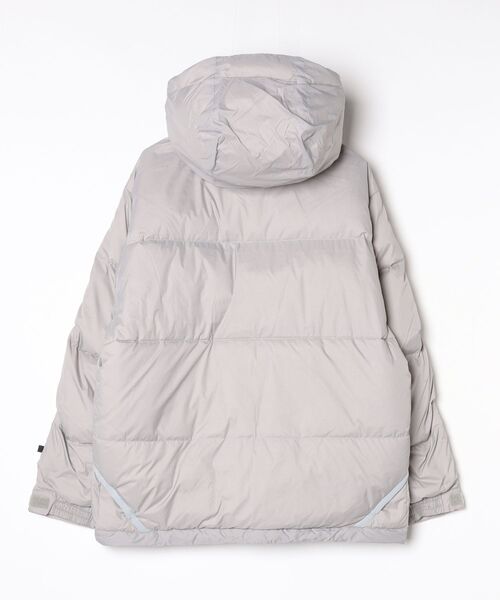 DAIWA PIER39（ダイワピア39）の「TECH ALPINE DOWN PARKA（ブルゾン・メンズ・パープル/ブラック/シルバー・LARGE/SMALL）」の4枚目の写真