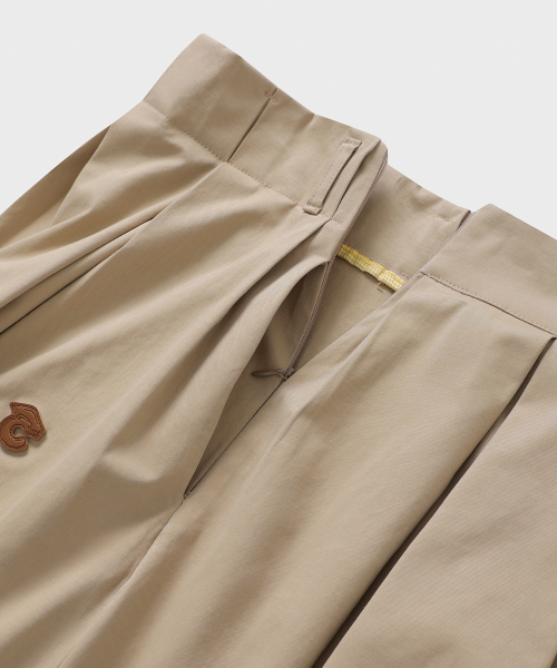CONCEPTCOLLEGE（コンセプトカレッジ）の「Campus Rubber Beige Flare Midi Skirt [for Women]（スカート・レディース・その他・LARGE/MEDIUM/SMALL）」の5枚目の写真