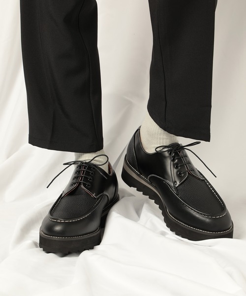 MAISON CLUB(メゾンクラブ)の「【MAISON CLUB】SHARK SOLE COMBINATION U-tip SHOES BY REMER CY シャークソールシューズ(ドレスシューズ・メンズ・ブラック/ブラック系その他2・L/LL/M/S)」の2枚目の写真