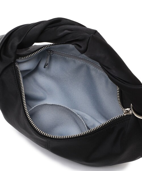 Ray BEAMS(レイビームス)の「サテン ホーボ ーバッグ(トートバッグ・レディース・サックスブルー/ブラック・ONE SIZE)」の10枚目の写真