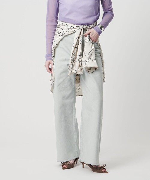UNITED ARROWS(ユナイテッドアローズ)の「カットオフ デニムパンツ(デニムパンツ・レディース・その他1/ホワイト/ブラック/コバルトブルー・38/36/34)」の19枚目の写真