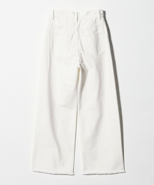 UNITED ARROWS(ユナイテッドアローズ)の「カットオフ デニムパンツ(デニムパンツ・レディース・その他1/ホワイト/ブラック/コバルトブルー・38/36/34)」の11枚目の写真