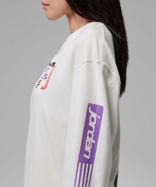 JORDAN BRAND(ジョーダンブランド)の「ジョーダン フライト ウィメンズ オーバーサイズド ロングスリーブ Tシャツ / Jordan Flight Women's Oversized Long-Sleeve T-Shirt IF0804-133 Sail(Tシャツ/カットソー・レディース・クリーム・S/L/XL/2XL/M/XS)」の16枚目の写真