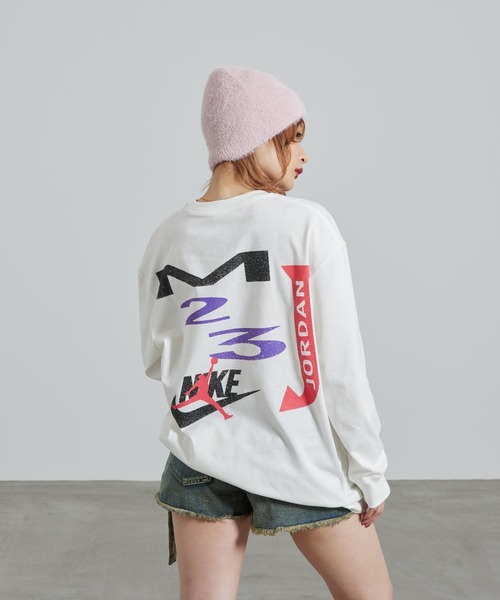 JORDAN BRAND(ジョーダンブランド)の「ジョーダン フライト ウィメンズ オーバーサイズド ロングスリーブ Tシャツ / Jordan Flight Women's Oversized Long-Sleeve T-Shirt IF0804-133 Sail(Tシャツ/カットソー・レディース・クリーム・S/L/XL/2XL/M/XS)」の4枚目の写真