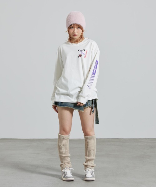 JORDAN BRAND(ジョーダンブランド)の「ジョーダン フライト ウィメンズ オーバーサイズド ロングスリーブ Tシャツ / Jordan Flight Women's Oversized Long-Sleeve T-Shirt IF0804-133 Sail(Tシャツ/カットソー・レディース・クリーム・S/L/XL/2XL/M/XS)」の5枚目の写真