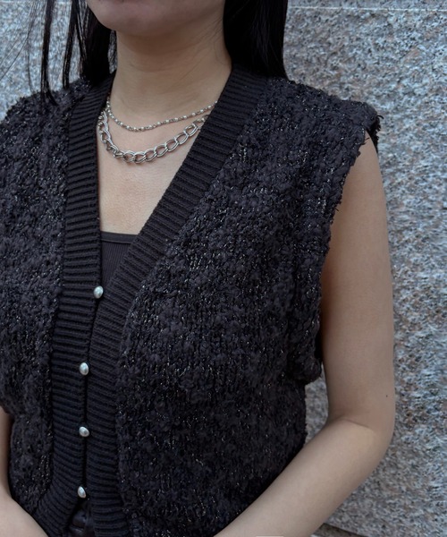 &g'aime(アンジェム)の「【&g'aime 】ツイードライクラメニットベスト Tweed Style Lame Knit Vest(ベスト・レディース・ブラック/チャコールグレー/グレイッシュベージュ・FREE)」の7枚目の写真