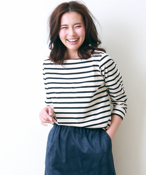 MYSELF ABAHOUSE（マイセルフアバハウス）の「ﾊﾞｽｸｼｬﾂ（Tシャツ/カットソー・レディース・オフホワイト/グレー/ネイビー・FREE）」の2枚目の写真