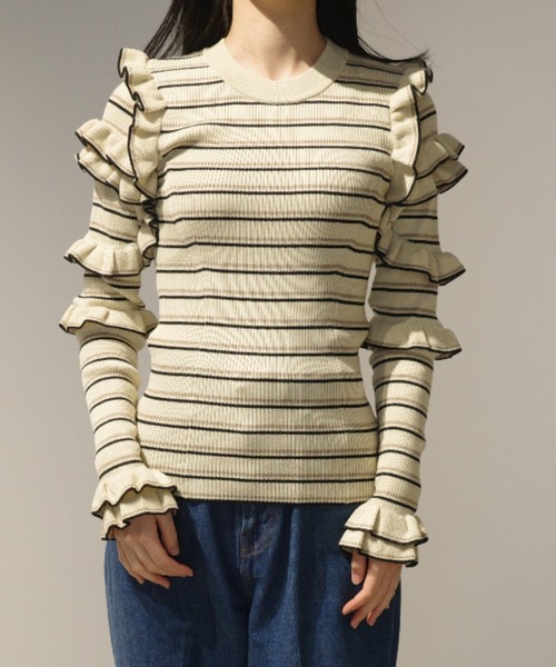 CLANE(クラネ)の「CLANE FRILL SLEEVE KNIT TOPS(ニット/セーター・レディース・グレー/ブラック/その他・1/2)」の1枚目の写真