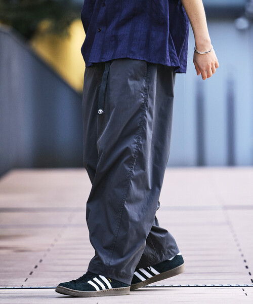 限定展開 Easy Care Fabric ワイドシルエット ポリチノクロス