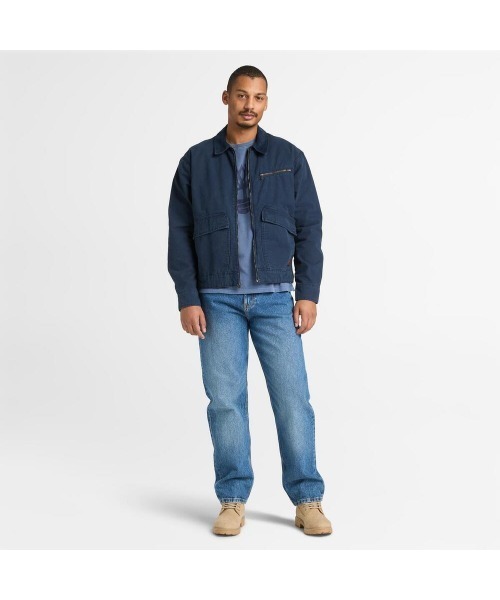 Timberland(ティンバーランド)の「ガーメント ダイ ロゴ グラフィック 半袖 Tシャツ メンズ(Tシャツ/カットソー・メンズ・ダークブルー・MEDIUM/LARGE/XX-LARGE/X-LARGE)」の2枚目の写真