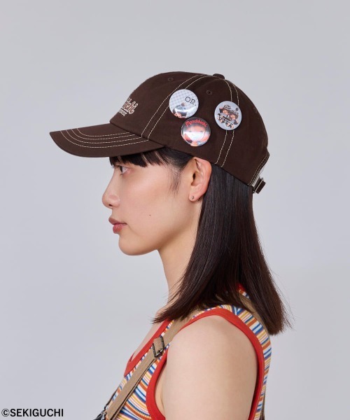 OVERRIDE(オーバーライド)の「OVERRIDE x Monchhichi BADGE CAP / オーバーライド(キャップ・レディース・ブラウン/ライトブルー・57~59cm)」の6枚目の写真