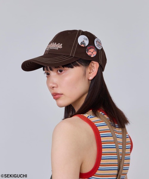 OVERRIDE(オーバーライド)の「OVERRIDE x Monchhichi BADGE CAP / オーバーライド(キャップ・レディース・ブラウン/ライトブルー・57~59cm)」の8枚目の写真