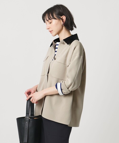 UNITED ARROWS（ユナイテッドアローズ）の「2WAY ミラノリブ ニット ジャケット ‐ウォッシャブル‐（カーディガン/ボレロ・レディース・ネイビー/ベージュ・FREE）」の6枚目の写真
