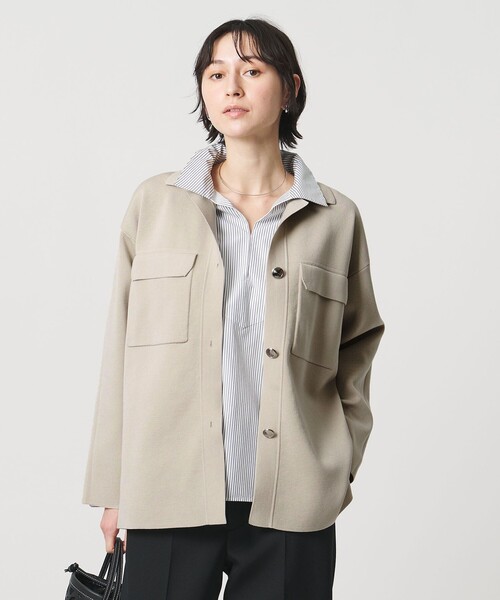 UNITED ARROWS（ユナイテッドアローズ）の「2WAY ミラノリブ ニット ジャケット ‐ウォッシャブル‐（カーディガン/ボレロ・レディース・ネイビー/ベージュ・FREE）」の8枚目の写真