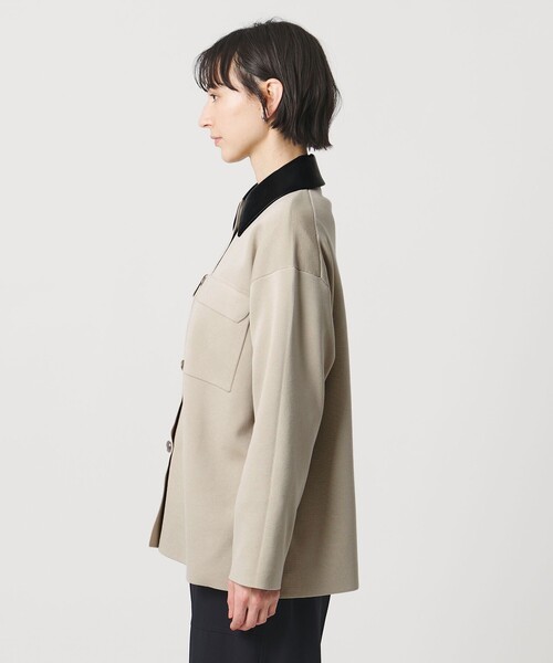 UNITED ARROWS（ユナイテッドアローズ）の「2WAY ミラノリブ ニット ジャケット ‐ウォッシャブル‐（カーディガン/ボレロ・レディース・ネイビー/ベージュ・FREE）」の11枚目の写真