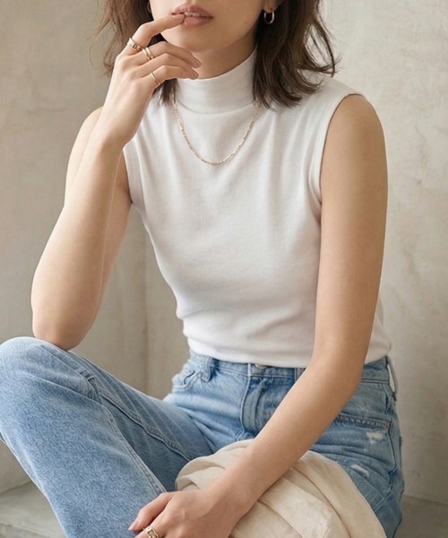 Belta attrice(ベルタアトリーチェ)の「【重ね着インナーに!接触冷感】ボトルネック ハイツイストコットン ノースリーブ 薄手インナー レイヤード/袖なし(タンクトップ・レディース・スモークピンク/イエロー/ラベンダー/ネイビー/ホワイト・FREE/M~L)」の22枚目の写真