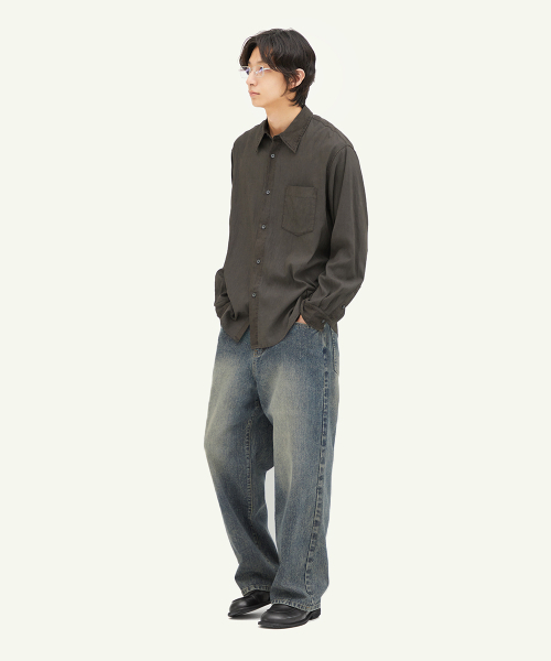 INTEMPOMOOD(インテンポムード)の「ダウンピグメントウォッシングシャツ_チャコール(シャツ/ブラウス・メンズ・チャコール・MEDIUM/LARGE/X-LARGE)」の2枚目の写真