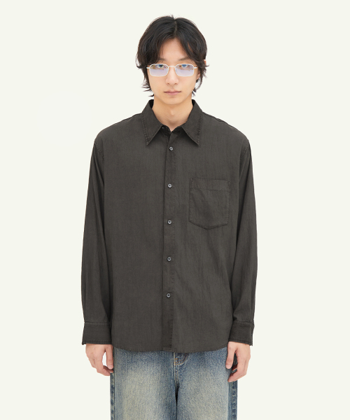 INTEMPOMOOD(インテンポムード)の「ダウンピグメントウォッシングシャツ_チャコール(シャツ/ブラウス・メンズ・チャコール・MEDIUM/LARGE/X-LARGE)」の3枚目の写真