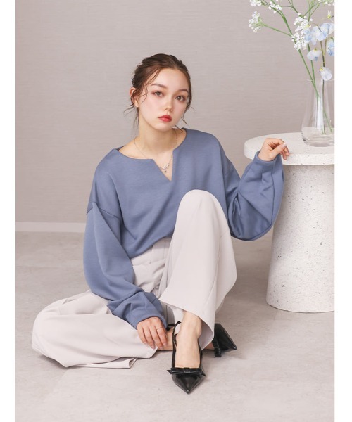 fifth(フィフス)の「ダンボールキーネックトップス(Tシャツ/カットソー・レディース・グレイッシュベージュ/ブラック/ブルー系その他5・M)」の6枚目の写真