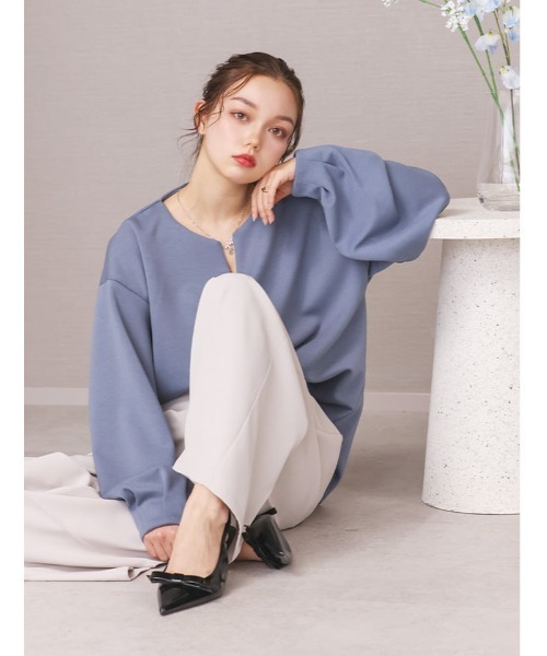 fifth(フィフス)の「ダンボールキーネックトップス(Tシャツ/カットソー・レディース・グレイッシュベージュ/ブラック/ブルー系その他5・M)」の7枚目の写真