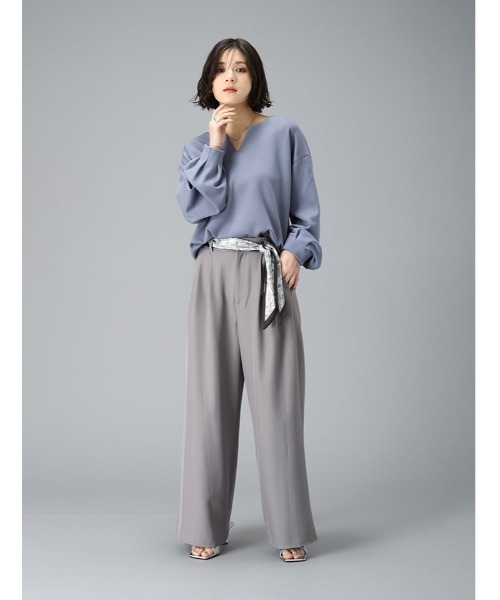 fifth(フィフス)の「ダンボールキーネックトップス(Tシャツ/カットソー・レディース・グレイッシュベージュ/ブラック/ブルー系その他5・M)」の13枚目の写真