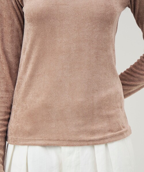 BASERANGE(ベースレンジ)の「BASERANGE ベロア ロングスリーブプルオーバー(Tシャツ/カットソー・レディース・ベージュ・M)」の9枚目の写真