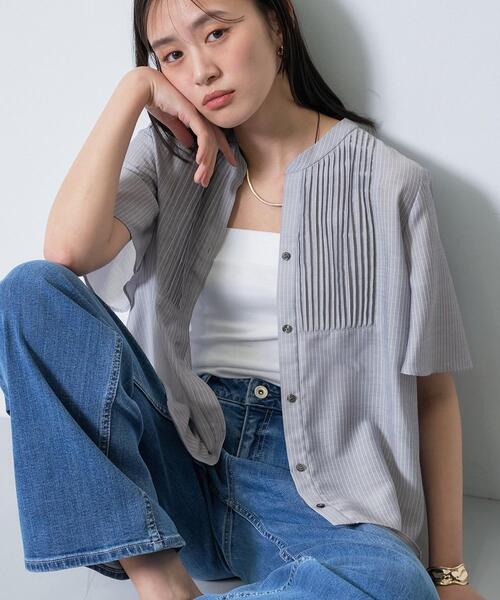 INDIVI(インディヴィ)の「【接触冷感/洗える】シアーシャンブレーピンタックブラウス(シャツ/ブラウス・レディース・ネイビー系3/ブラウン系その他4/ライトグレー系3/ネイビー系2/ホワイト系3・40/38/36/05/12/13/15 /19)」の17枚目の写真