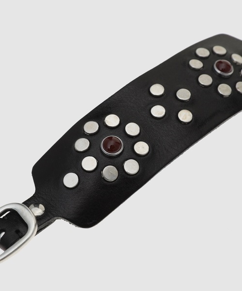 Our Legacy(アワーレガシー)の「OUR LEGACY BLOSSOM BRACELET(ブレスレット・メンズ・ブラック・ONE SIZE)」の2枚目の写真