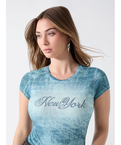 Guess（ゲス）の「DESTINATION R3 Tee Tシャツ（Tシャツ/カットソー・レディース・ライトグリーン・SMALL/X-SMALL/LARGE/MEDIUM）」の3枚目の写真