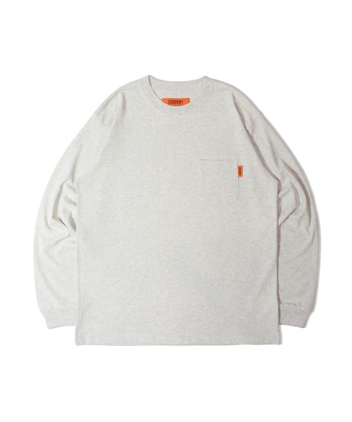UNIVERSAL OVERALL(ユニバーサルオーバーオール)の「UNIVERSAL OVERALL Back Logo L/S TEE(Tシャツ/カットソー・メンズ・オートミール/ブラック・M/XL/L)」の5枚目の写真