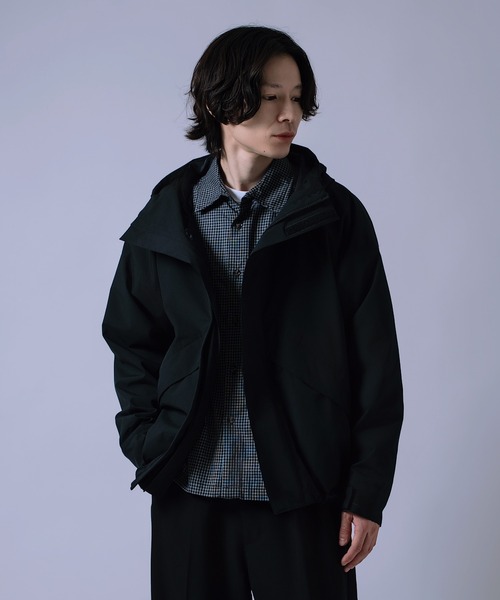 improves(インプローブス)の「マットポリ スタンドジップパーカー(マウンテンパーカー・メンズ・ブラック・MEDIUM/LARGE)」の5枚目の写真