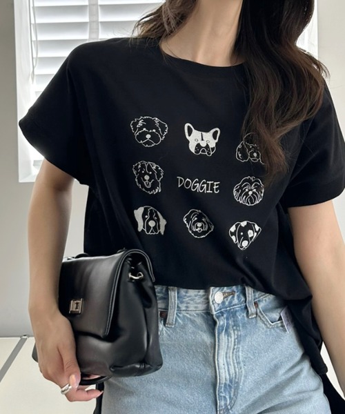 Ada.(エイダ)の「レトロ ドッグ オーバーサイズ Tシャツ(Tシャツ/カットソー・レディース・ブラック/オフホワイト・FREE)」の2枚目の写真
