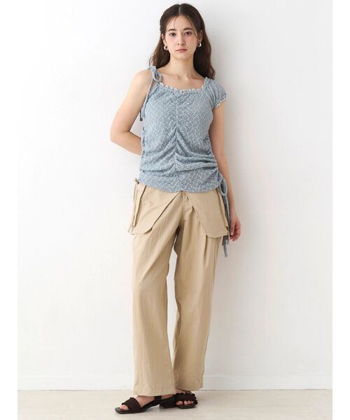 CALNAMUR(カルナムール)の「ビッグポケットベルトセットパンツ(その他パンツ・レディース・ベージュ/カーキ・SMALL/MEDIUM)」の7枚目の写真