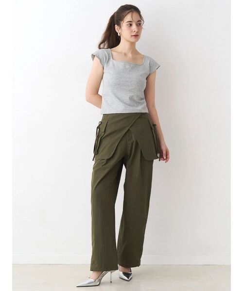 CALNAMUR(カルナムール)の「ビッグポケットベルトセットパンツ(その他パンツ・レディース・ベージュ/カーキ・SMALL/MEDIUM)」の11枚目の写真