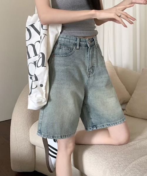 mielu(ミエル)の「ハイウエストデニムハーフパンツ 春夏《5分丈/ショート/レディース/ワイド/ウォッシュ加工》(デニムパンツ・レディース・ブルー/ライトブルー・MEDIUM/LARGE)」の2枚目の写真