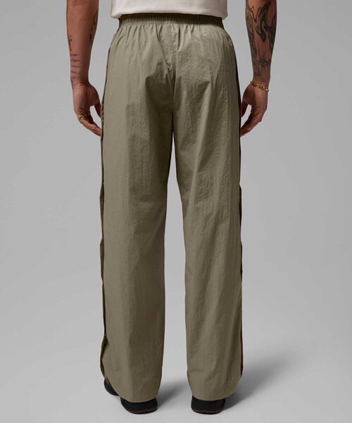 JORDAN BRAND(ジョーダンブランド)の「ジョーダン ブルックリン メンズ フェスティバル パンツ / Jordan Brooklyn Men's Festival Pants IF1951-247 Khaki(その他パンツ・メンズ・カーキ・XL/S/M/L/2XL)」の2枚目の写真