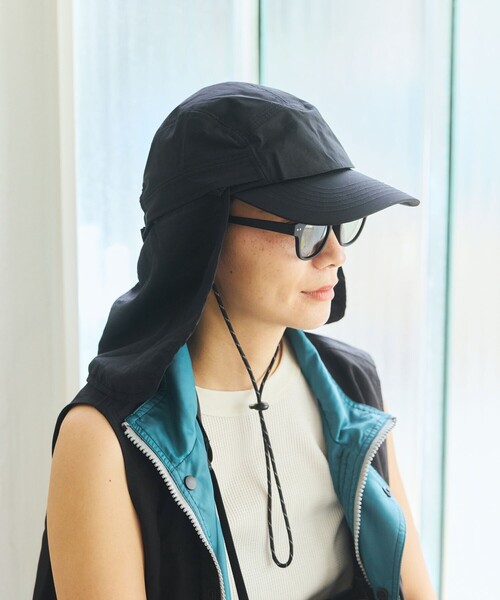 KiU（キウ）の「KiU×FREAK'S STORE/キウ×フリークスストア 別注 遮熱 撥水キャップ UV95カット（キャップ・メンズ・ベージュ/ブラック・ONE SIZE）」の3枚目の写真