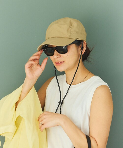 KiU（キウ）の「KiU×FREAK'S STORE/キウ×フリークスストア 別注 遮熱 撥水キャップ UV95カット（キャップ・メンズ・ベージュ/ブラック・ONE SIZE）」の7枚目の写真