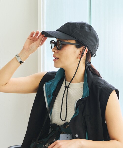 KiU（キウ）の「KiU×FREAK'S STORE/キウ×フリークスストア 別注 遮熱 撥水キャップ UV95カット（キャップ・メンズ・ベージュ/ブラック・ONE SIZE）」の22枚目の写真