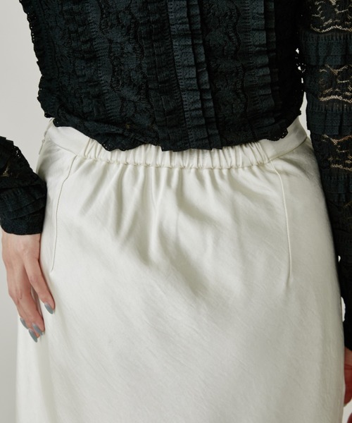 FUULLY STUDIO（フーリィーステューディオ）の「サテンマーメイドスカート（スカート・レディース・アイボリー/ブラック・FREE）」の14枚目の写真