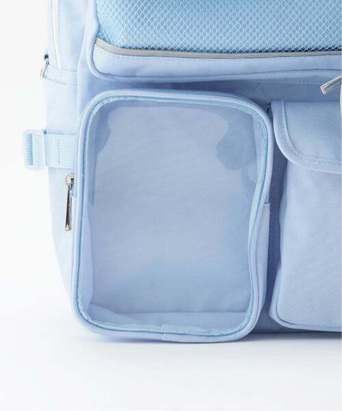 mezzo piano Junior（メゾピアノジュニア）の「【撥水】チャームつきクリアポケットリュック　20L（バックパック/リュック・キッズ・ライトブルー/ブラック/パープル・F）」の7枚目の写真