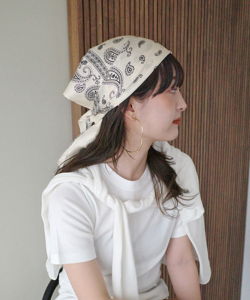 SLOBE IENA（スローブイエナ）の「BOUCHE SLOBE別注 シルクバンダナ（バンダナ/スカーフ・レディース・ネイビー/アイボリー・FREE）」の16枚目の写真