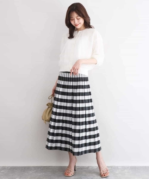 MK MICHEL KLEIN（エムケーミッシェルクラン）の「[洗える]シアーチェックストライプ柄リバーシブルスカート（スカート・レディース・ブラック系その他/ベージュ系その他・38）」の8枚目の写真