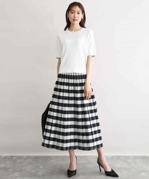 MK MICHEL KLEIN（エムケーミッシェルクラン）の「[洗える]シアーチェックストライプ柄リバーシブルスカート（スカート・レディース・ブラック系その他/ベージュ系その他・38）」の10枚目の写真