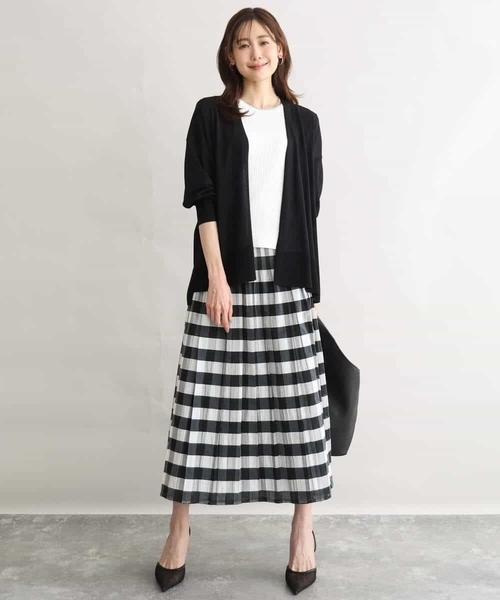 MK MICHEL KLEIN（エムケーミッシェルクラン）の「[洗える]シアーチェックストライプ柄リバーシブルスカート（スカート・レディース・ブラック系その他/ベージュ系その他・38）」の14枚目の写真