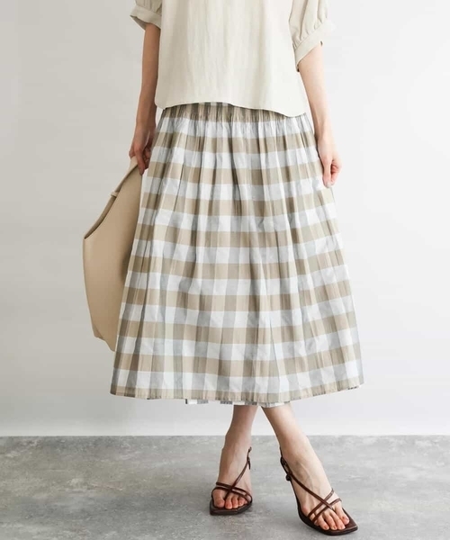 MK MICHEL KLEIN（エムケーミッシェルクラン）の「[洗える]シアーチェックストライプ柄リバーシブルスカート（スカート・レディース・ブラック系その他/ベージュ系その他・38）」の19枚目の写真