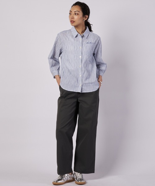 Eddie Bauer(エディーバウアー)の「コットンタック ストライプ リラックスシャツ(シャツ/ブラウス・レディース・ブルー系/ベージュ系/ライトブルー・XL/L/M/S)」の8枚目の写真