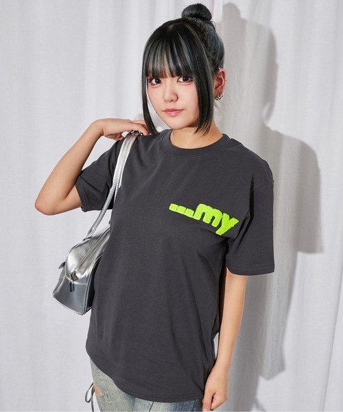 GORGE(ゴージ)の「《アニマルキャラクター・サガラ刺繍ロゴ》Tシャツ/ストリート/春夏/全4色(Tシャツ/カットソー・レディース・オフホワイト/グリーン/ライトグレー/チャコール・F)」の17枚目の写真