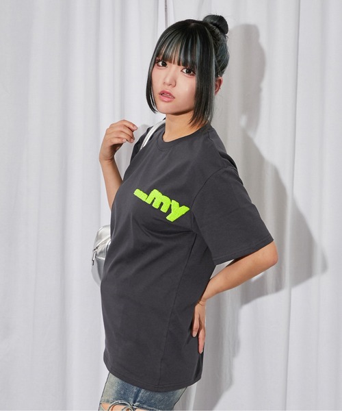 GORGE(ゴージ)の「《アニマルキャラクター・サガラ刺繍ロゴ》Tシャツ/ストリート/春夏/全4色(Tシャツ/カットソー・レディース・オフホワイト/グリーン/ライトグレー/チャコール・F)」の16枚目の写真
