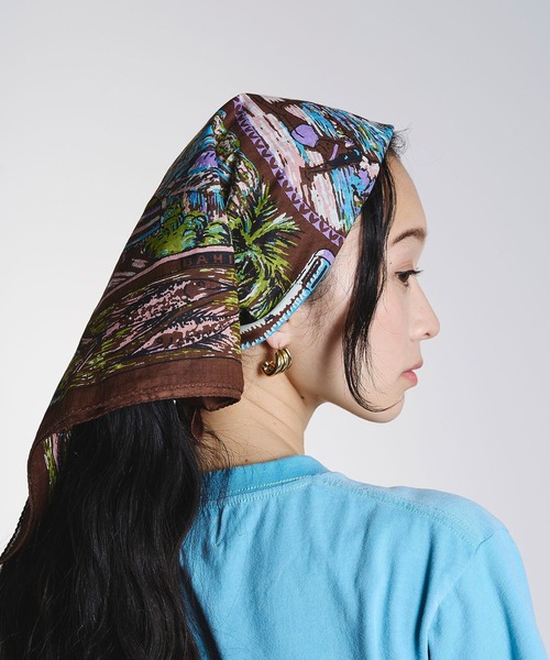 BINDU(ビンドゥー)の「(BINDU)ACAPULCO 64㎝ MAP SCARF(バンダナ/スカーフ・レディース・ベージュ/ブラウン・ONE SIZE)」の5枚目の写真